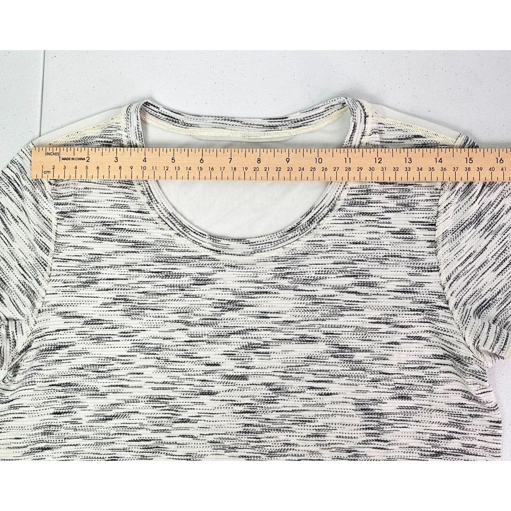 Lululemon Women's M Multicolor Stripe Beat The Heat Short Sleeve Mesh Back Shirt - Picture 8 of 13